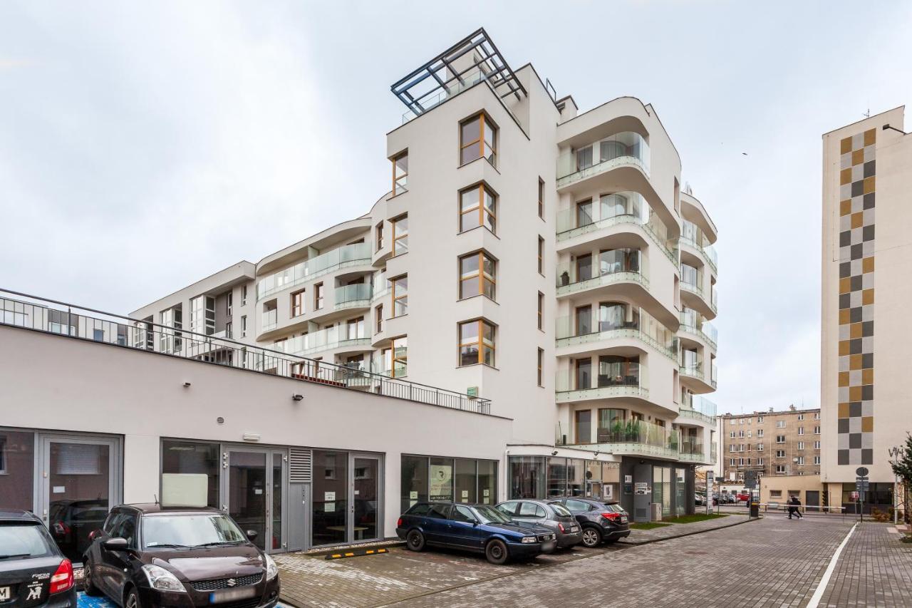 Apartamenty Black&White - Apartament Batory Five กดิเนีย ภายนอก รูปภาพ