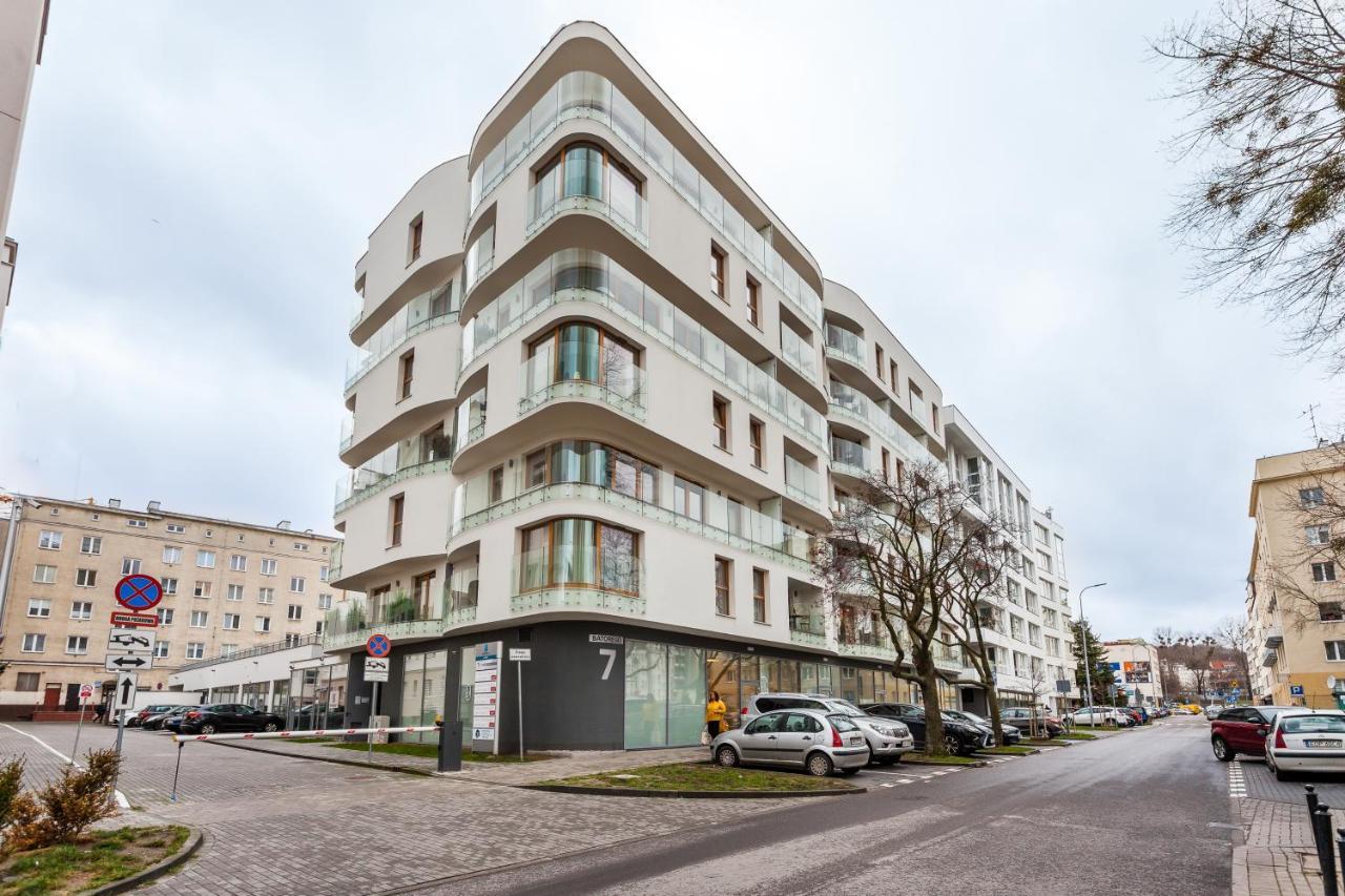 Apartamenty Black&White - Apartament Batory Five กดิเนีย ภายนอก รูปภาพ